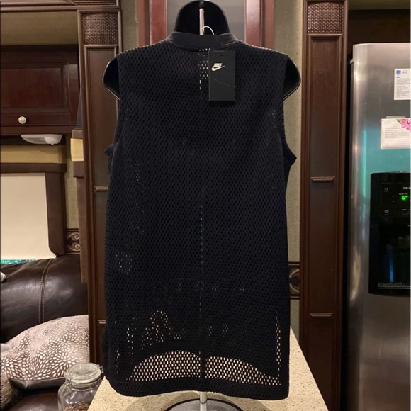 NWT Women’s Nike Jersey - Picture 6 of 9